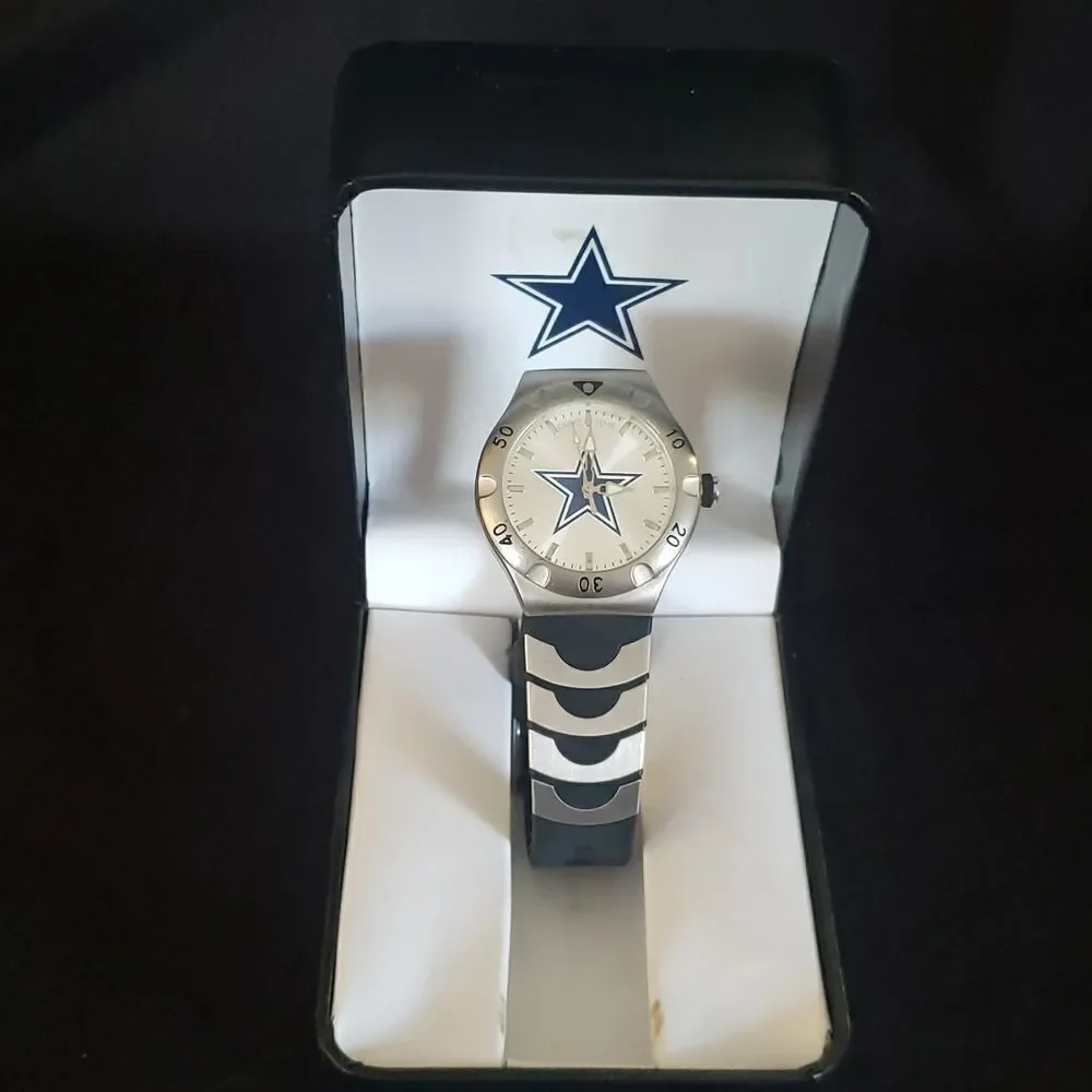 New in Box Game Time Dallas Cowboys Quartz Analog Watch w/ Stainless Steel Back
